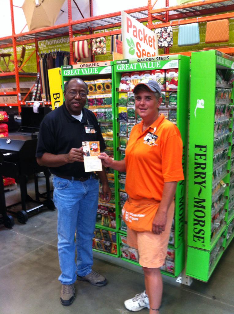 dsmithTHD93's tweet photo. 2902: Secyme Lyon earned "Homer" for excellent work on the seed rack. http://t.co/eC883M71mU