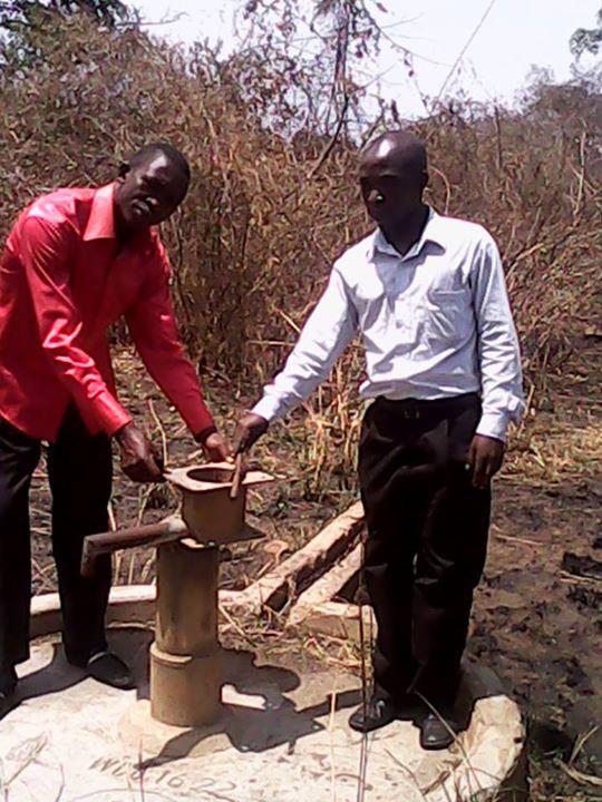 ivankyeune's tweet photo. See what people of nakasongola go through Plz friends save us from unclean water "every small thing counts" http://t.co/ukeKxZoMtO