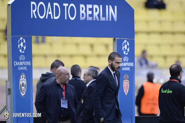 juventusfcid's tweet photo. Fokus maksimal. #FinoAllaFine. #MonacoJuve #UCL http://t.co/QV9NxZi8lO