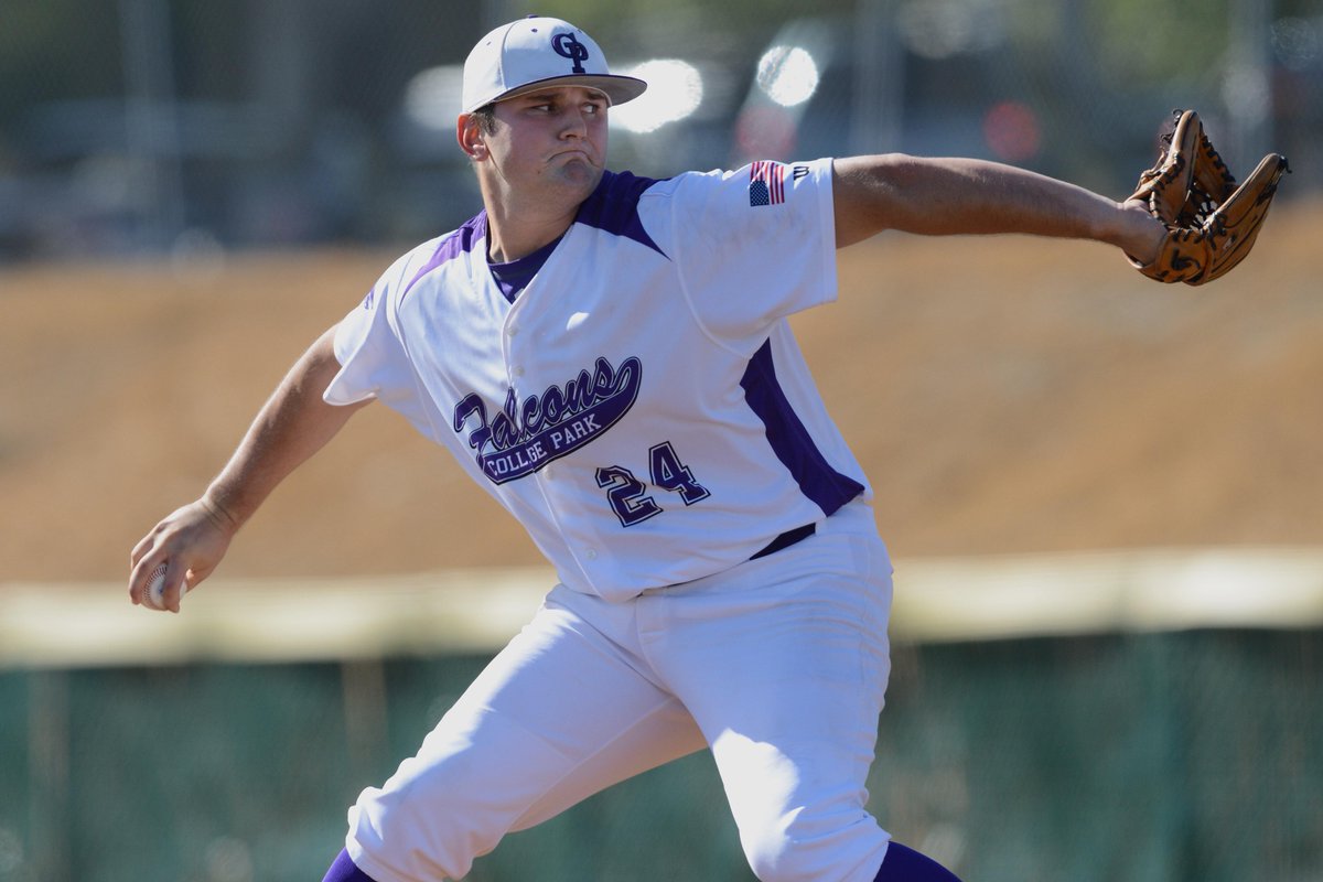 stephhammon's tweet photo. East Bay pitchers have tallied at least 10 no-hitters - 2 players are responsible for 5 of 'em http://t.co/wszfFcu2lQ http://t.co/WczYyE09Ul
