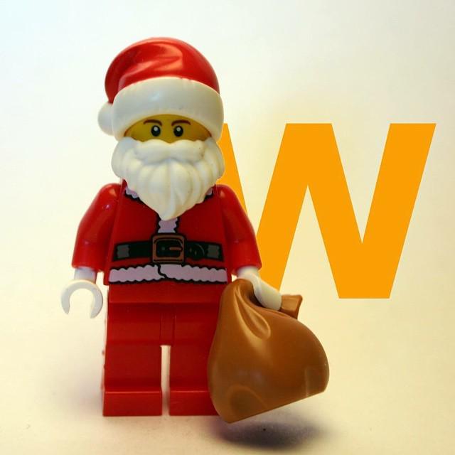 Insta_Lego's tweet image. ift.tt/1GkjTsT - frau_fine - W wie Weihnachtsmann #abcfee2015 #lego #legominifigures #legoalphabet #weihn…