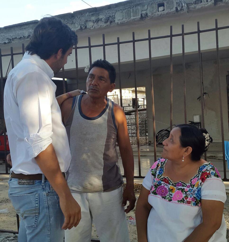 PabloGamboa_MX's tweet photo. Mi labor se centra en las necesidades de la gente, seguimos caminando. #PabloDiputado #ConfianzaSePagaConConfianza http://t.co/lqye1PlRns