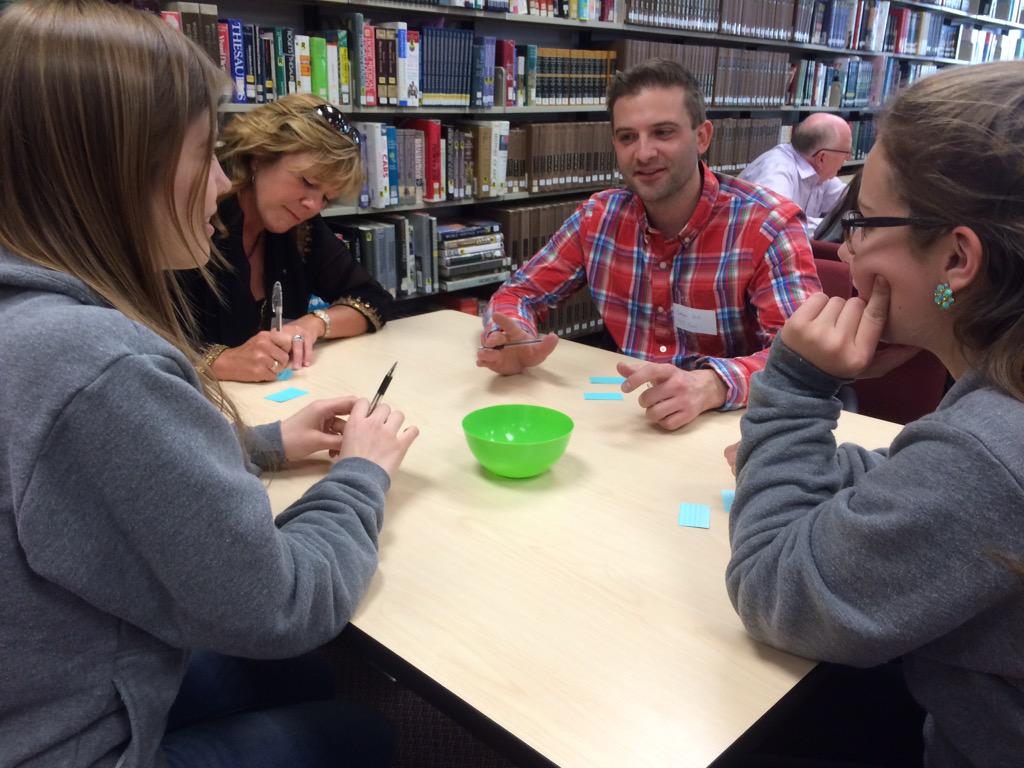 TheVijayManuel's tweet photo. #happeningnow #YC34 Shape Your Learning Part 2 #bced @KevinGodden1 @AbbotsfordSD34 @MacKay21 @gmbondi #studentvoice http://t.co/lNyUZrq528