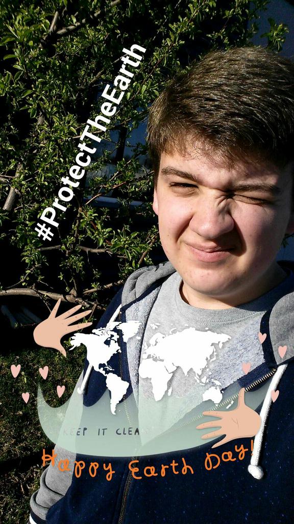 iqhackman's tweet image. #ProtectTheEarth #SelfieWithATree