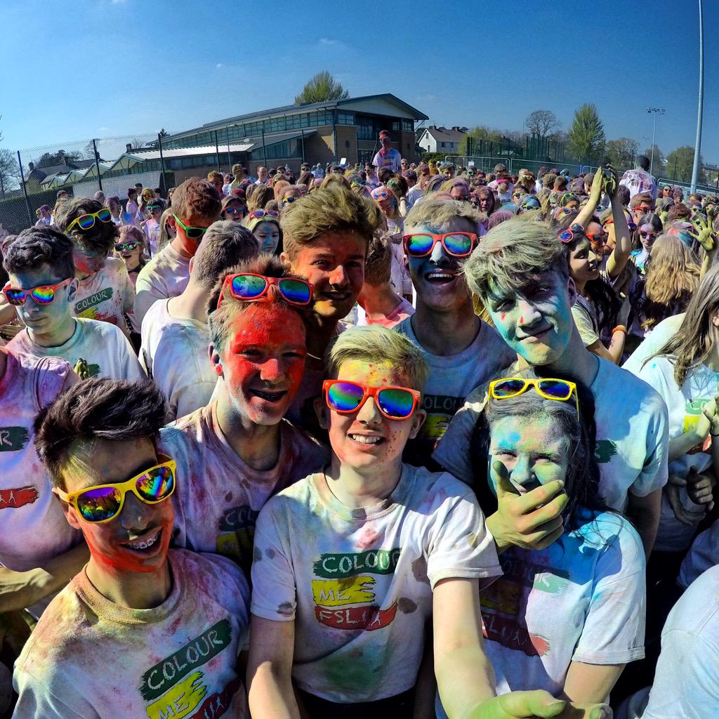 MarkJ762's tweet photo. #colourmefsl #colourrun go like and share https://t.co/jsMxRuhTVj http://t.co/3jFqcUgxr2