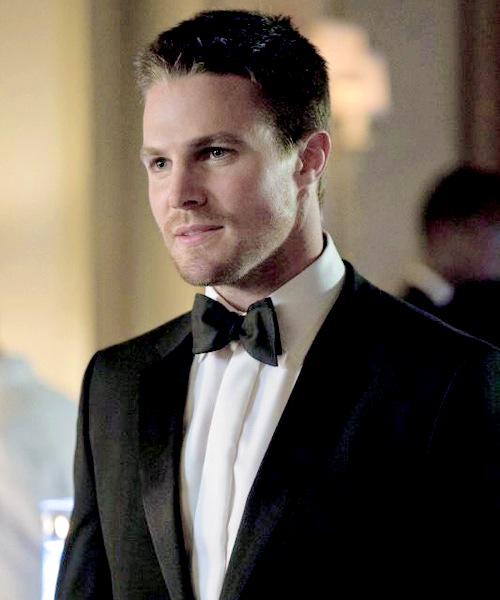 HotorNot_4's tweet photo. RT FOR - Oliver Queen
FAVE FOR - Kai Parker http://t.co/V4ftPkJgqH