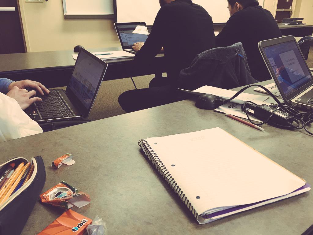 LastCallCO's tweet image. Our marketing team brainstorming #lastcall