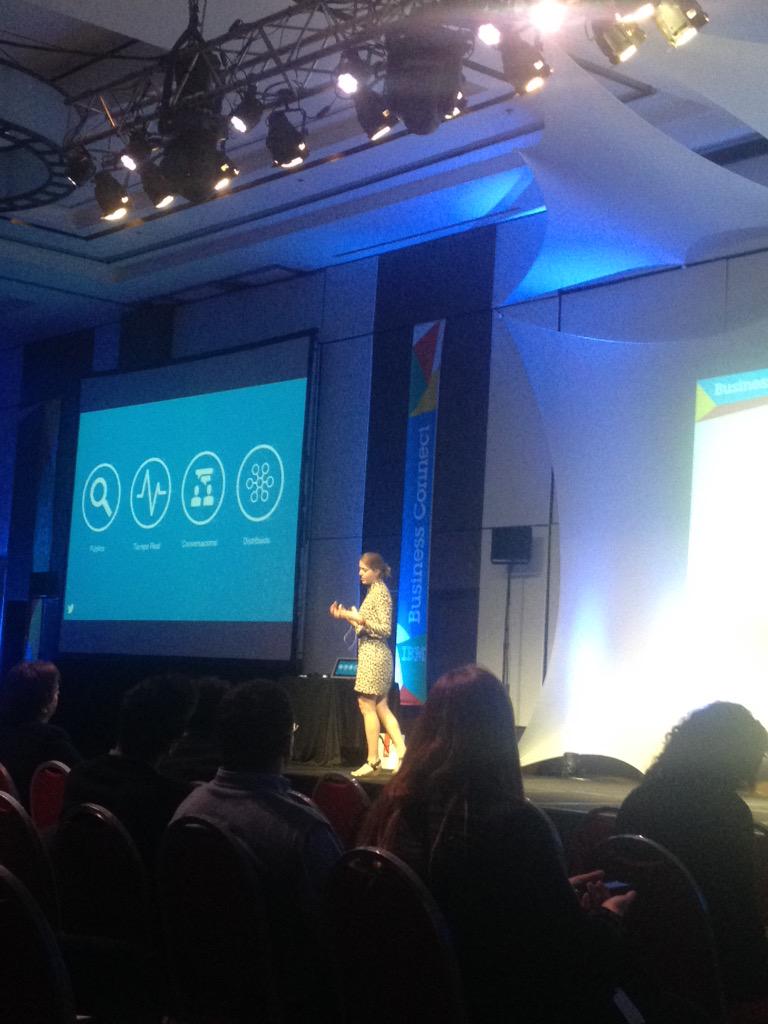 Cataruizgut's tweet photo. Twitter tiene un acuerdo con los consumidores la información es publica, en tiempo real @arisirenita #PoderATusIdeas http://t.co/1Ttuh7o6WR