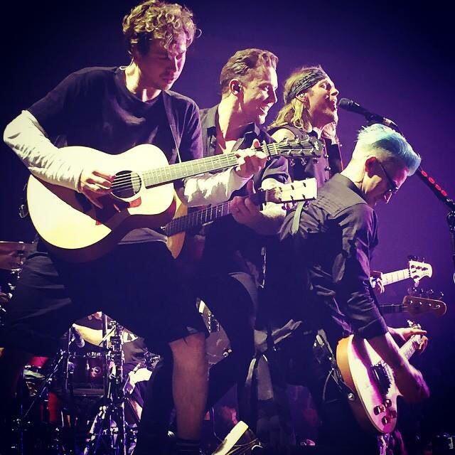 mcbusted's tweet photo. LAST SHOW ON THE #MCBUSTEDMEAT TOUR.... :((( http://t.co/kNFgOW8VBt