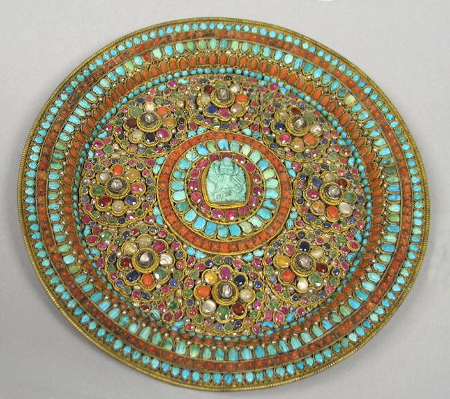 On view in #SacredTraditions are mandalas, tangkas, sculpture, and jewelry for the gods met.org/1QfKytQ