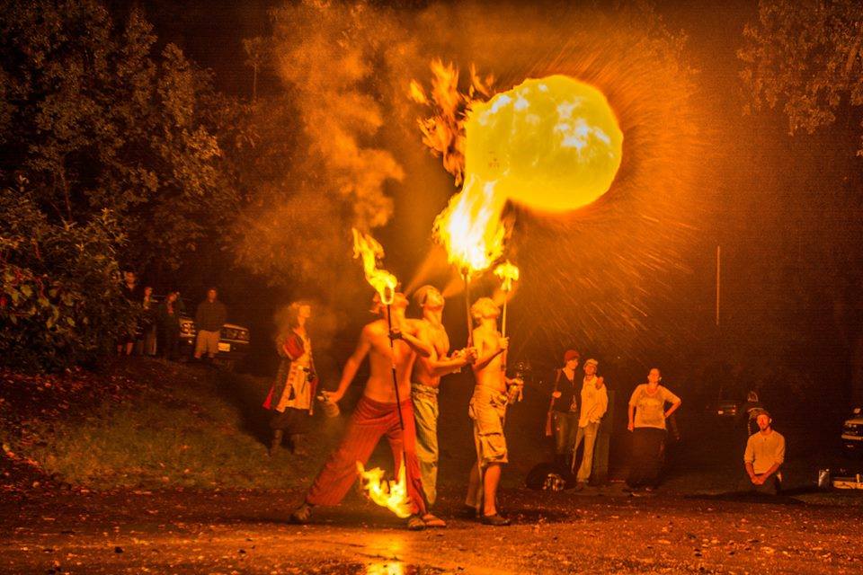 FireFestivals's tweet photo. Prepare yourself for an #evening of #spectacular #firedancing! #ReddingFireFestival #FireFests #firebreathers #spin http://t.co/Mm3fgrNCvy