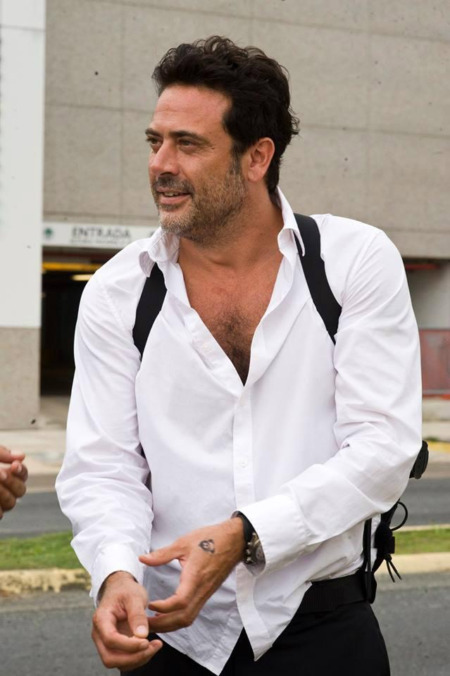 Happy Birthday to one of the kindest men & best actors, Jeffrey Dean Morgan! He is also pretty cute. 