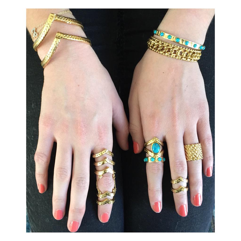 HellesParis's tweet photo. Jewelry Addict💯 #hellesbijoux #helles http://t.co/KbZkors2YY