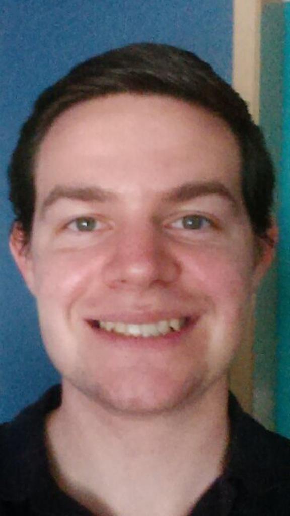 BurwellSwiftsFC's tweet photo. GOAL!!! The fat Carman has netted. And looks very chuffed with himself. 4-0 http://t.co/zRTdrznAmO