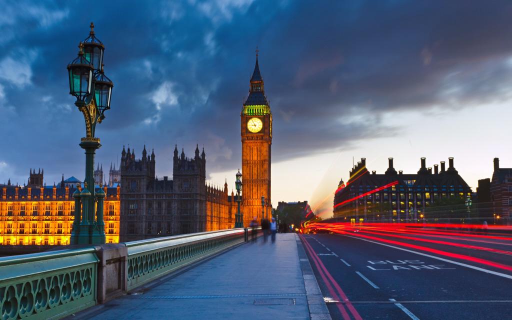 SickViews's tweet photo. London 🇬🇧🌃 http://t.co/9YXQD3xtMn