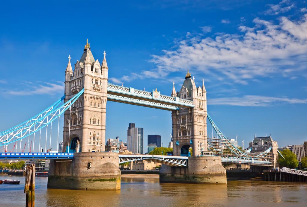 SickViews's tweet photo. London 🇬🇧🌃 http://t.co/9YXQD3xtMn