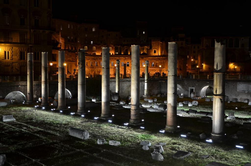va_lion_'s tweet photo. #ForiImperiali Nuova #Illuminazione #Storaro #NatalediRoma
ValentinaLionetti©
#Roma #forotraiano #foroaugusto http://t.co/A1hIg7CtrO