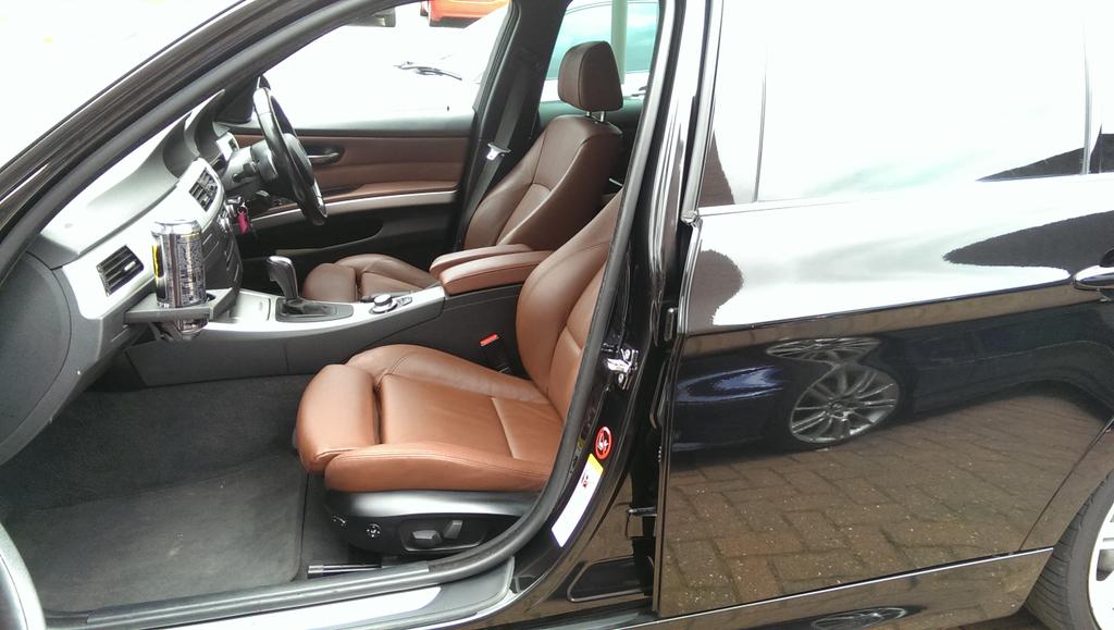 AmmoCraig's tweet photo. Some pics of the new wagon 👍 #e91 #335d #bmwperformance #pimp http://t.co/oKHjeS9Ue7