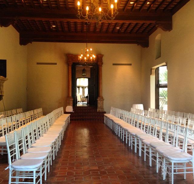 ColleenQuenInc's tweet photo. Colleen opening the fashion show for Rumiko McCarthy at the Kohl Mansion http://t.co/AcdD5qKsDE