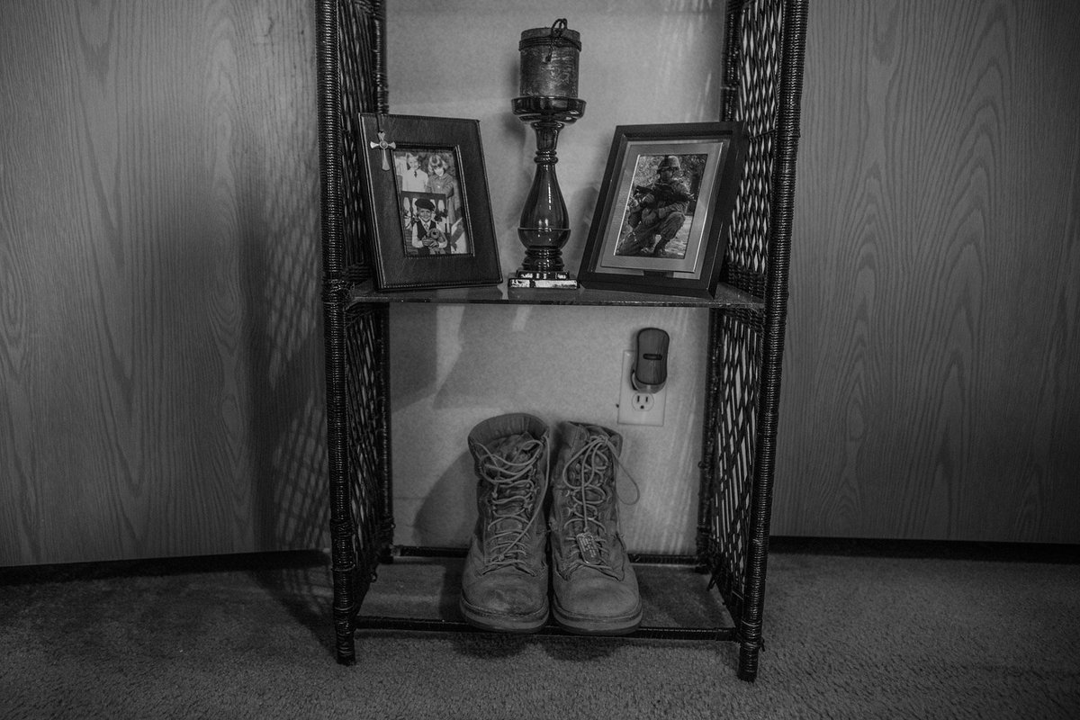 crispinagency's tweet photo. A @NatGeo profile of the #WarAtHome: "A Conflict Photographer Helps Fight a War at Home" http://t.co/TNO4AEQKGL http://t.co/tBhi7kMQNS