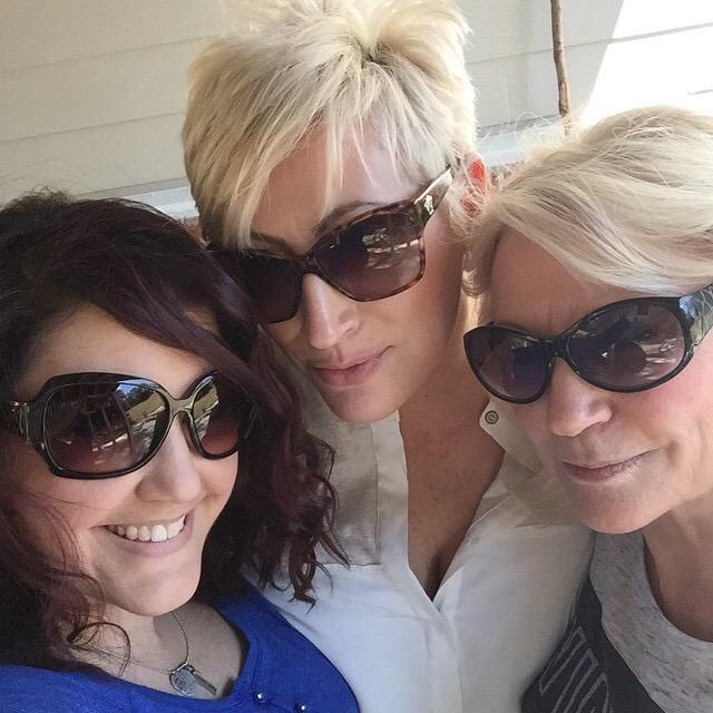 adrianahuff23's tweet photo. @Kim_Gravel @allisynvaralla thank yall for making such a positive impact on me and many other girls out there! http://t.co/o6Cs87LQRI