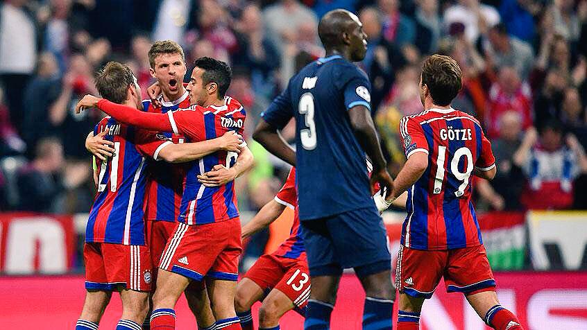 FPhotoed's tweet image. Bayern 6-1 Porto // #UCL