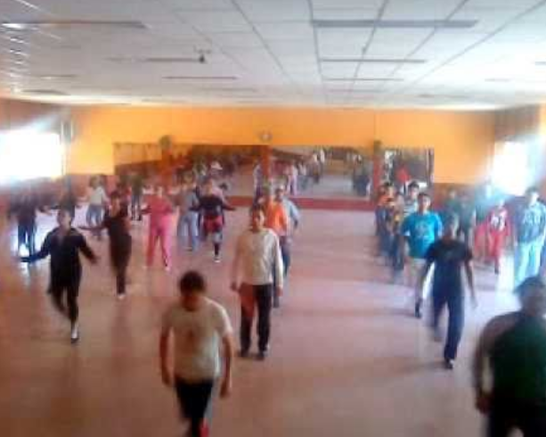BalletCuauhtli's tweet photo. #TengoLaCostumbreDe ensayar y ensayar y ensayar y... http://t.co/mF6Ocn2QvH