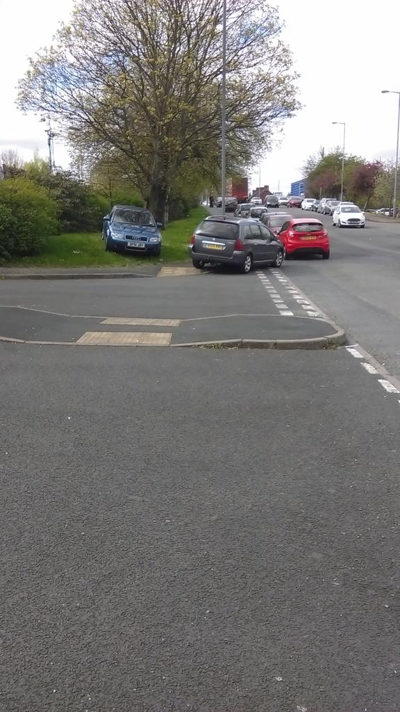 Tin pot J tweet media