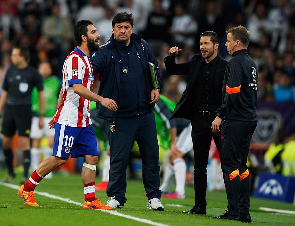 A3Noticias's tweet photo. Simeone: "Cuando uno compite y da la vida se va a casa contento" http://t.co/MVnPGpEMvn http://t.co/c3ZI7Q8guu