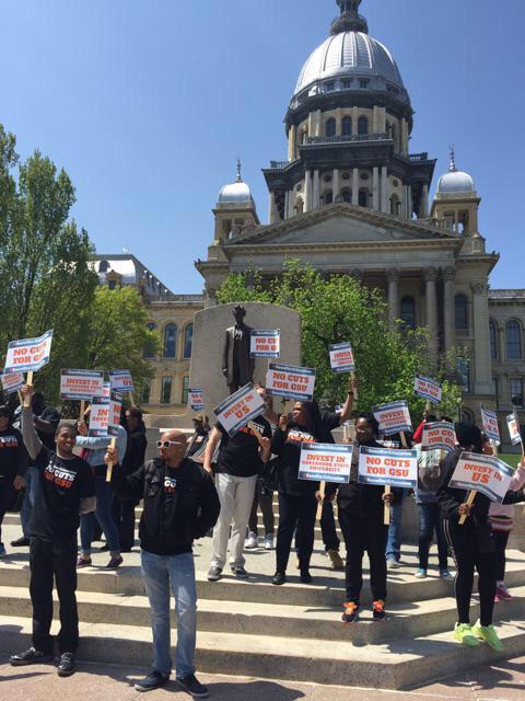 GovernorsSenate's tweet photo. @WCIU_YouAndMe Governors State University students rally against proposed funding cuts for public universities. http://t.co/tvtcEVSRuG
