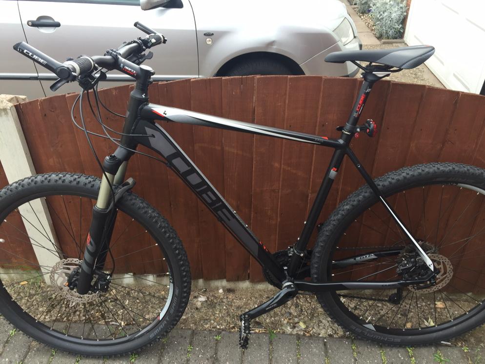 markjhodges's tweet photo. The bike is fixed and back up and running #cubeacid http://t.co/Pe0feNZdz2