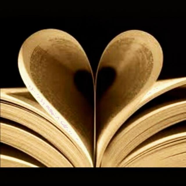 30Beki's tweet photo. Una lector vive mil vidas antes de morir y quien no lee solo vive una. Si no lees tu te lo pierdes. #DiadelLibro http://t.co/93l0tkoJGt