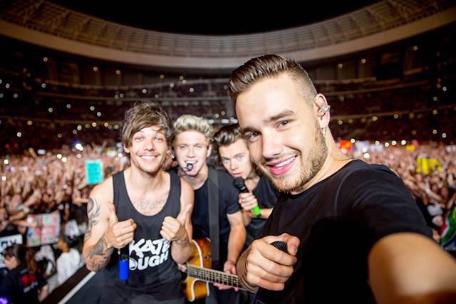 1DSouthAfrica's tweet photo. My concert I'm crying http://t.co/apcvzECvBm