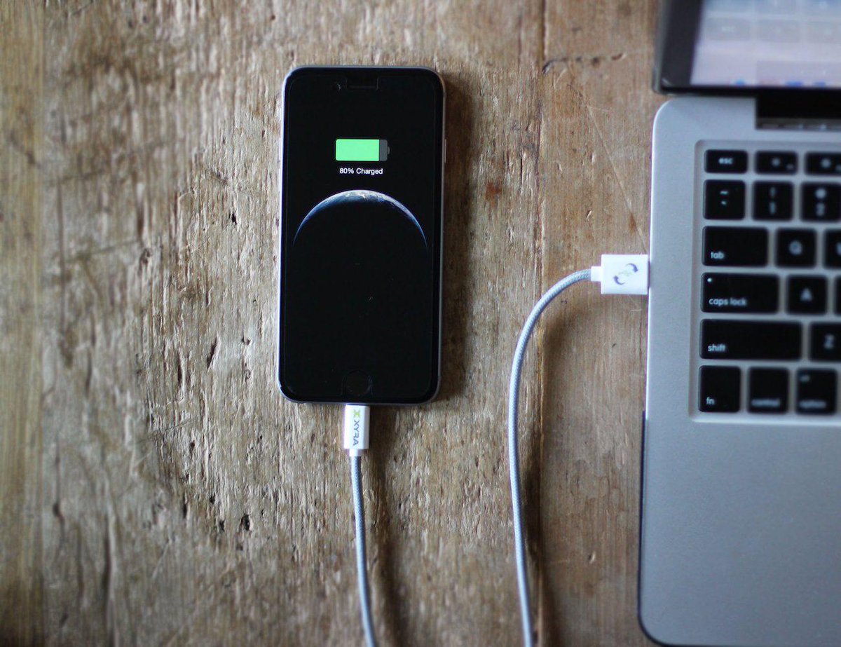 GadgetFlow's tweet image. XL Reversible #USB #SyncingCable bit.ly/1buZ2q1 Wow, now there's a reversible one too!