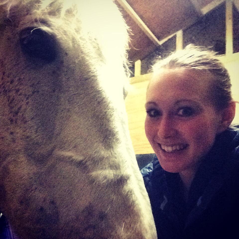 Izzy Botfield tweet media