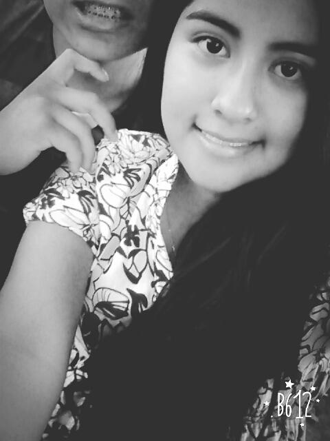 viikttorm's tweet photo. Pues mostrando mis dientes :v http://t.co/KUyuKMKEvf
