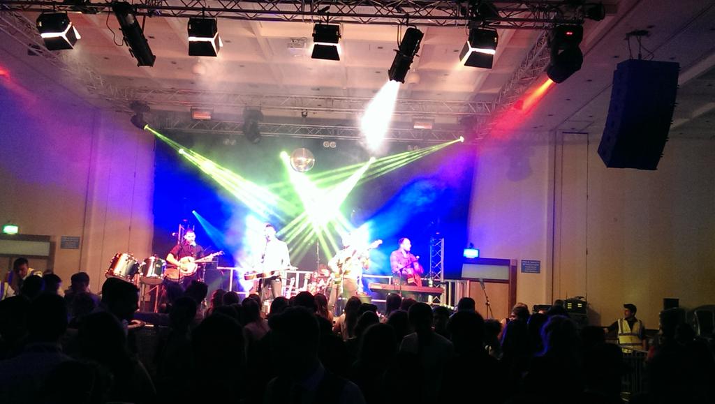 MichaelMulroy5's tweet photo. @RadissonGalway @HermitageGreen Excellent Performance!!👍@GMITSU #GMITSU15 http://t.co/XfJdfkaj1L