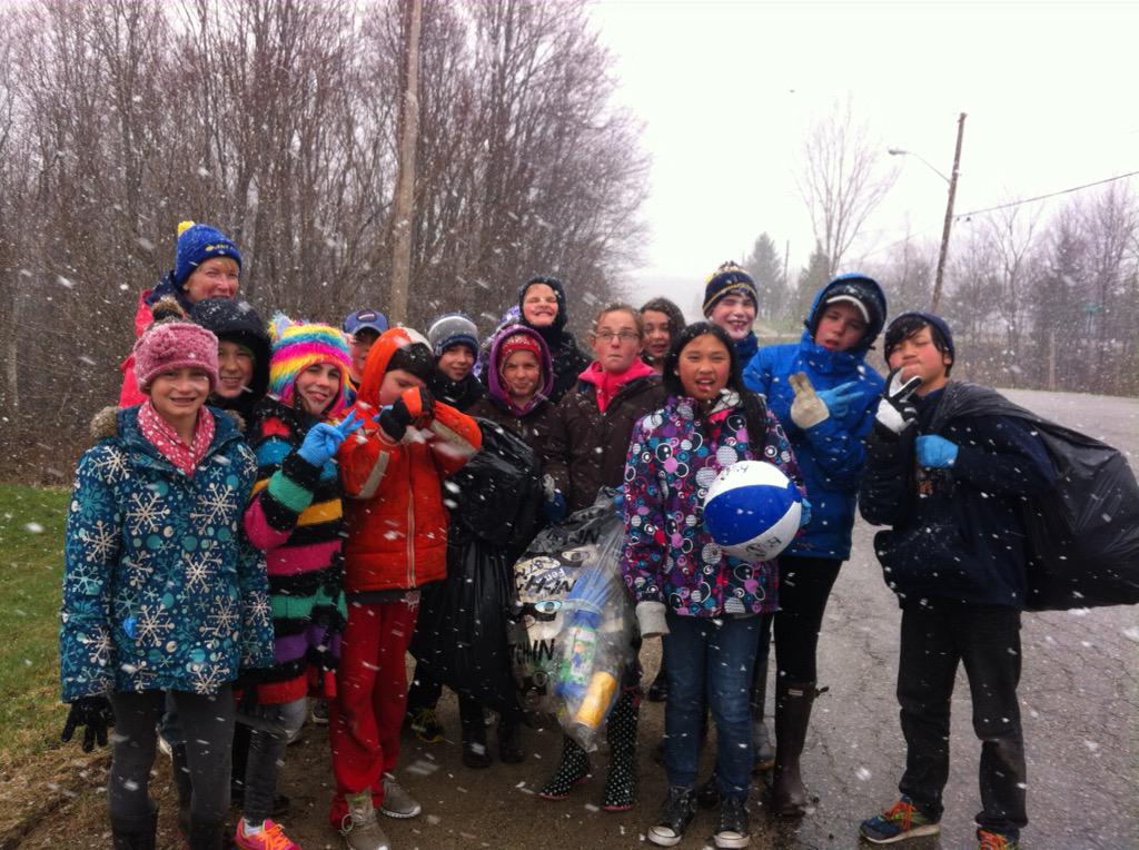 MCPSMildmay's tweet photo. MCPS Staff and students celebrated Earth Day with a successful community clean-up! More photos on our Facebook Page. http://t.co/1GKxgdrgEI