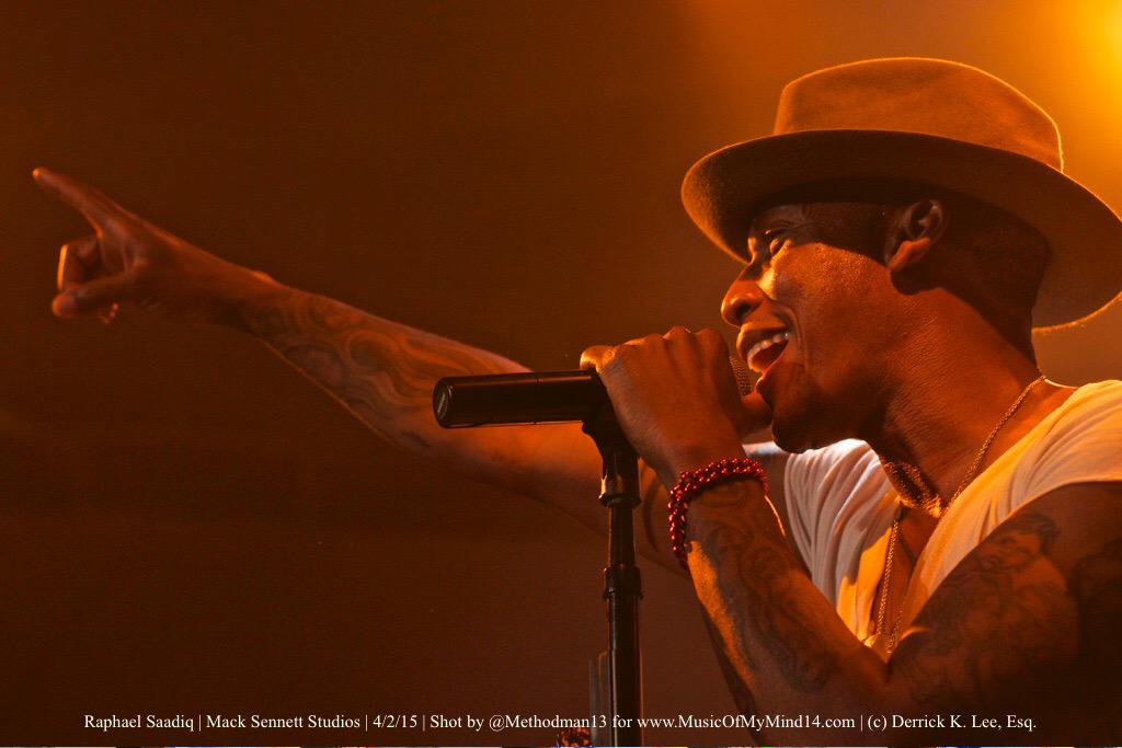 methodman13's tweet photo. Check out review+pics+vid of @RaphaelSaadiq's #GenerationsOfSoul" gig! 4/2/15 http://t.co/o3rTYFGZMB http://t.co/dCt70CNeNS