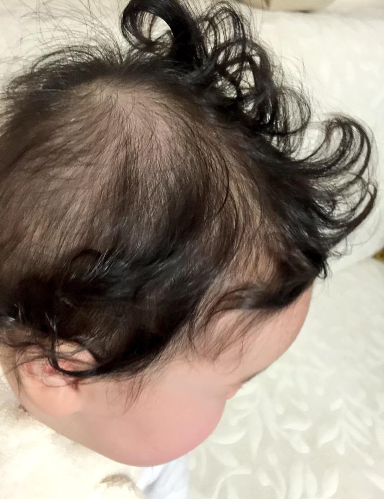 𝖸𝗈 𝖮𝗄𝖺𝖽𝖺 昨晩 お風呂あがりの娘の髪型がモヒカン みたいになっていて 母と大喜びしてああでもないこうでもない言い合い30分ぐらい撮影大会 平和で楽しい 赤ちゃんと家族のいる日常 日本一時帰国日記 ロンドン育児日記 Http T Co Agsp2pvoky