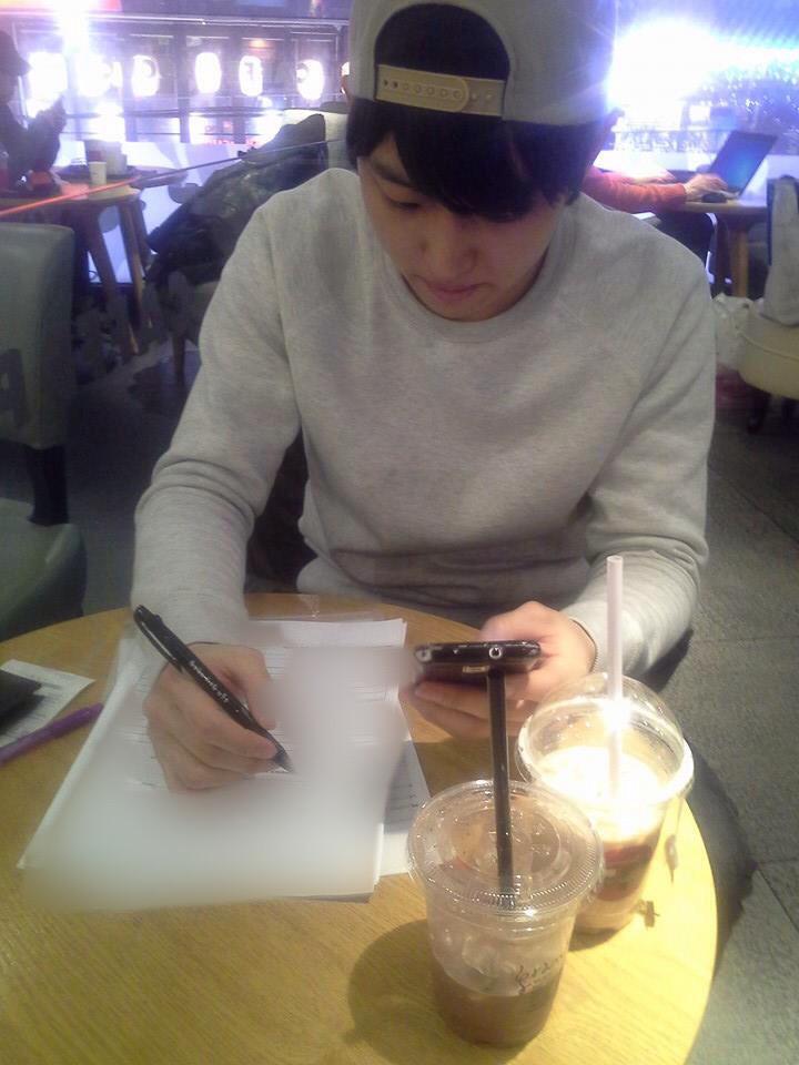 CDP1QmWUIAE76Kx.jpg:large