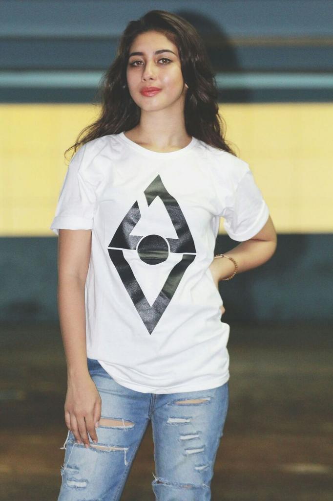 White Logo's JOV | Ready size L | idr 120.000. | mau? Go order 081310655184/ 7EBC8E5F | IG Jovenescloth 😊 liaaljufry