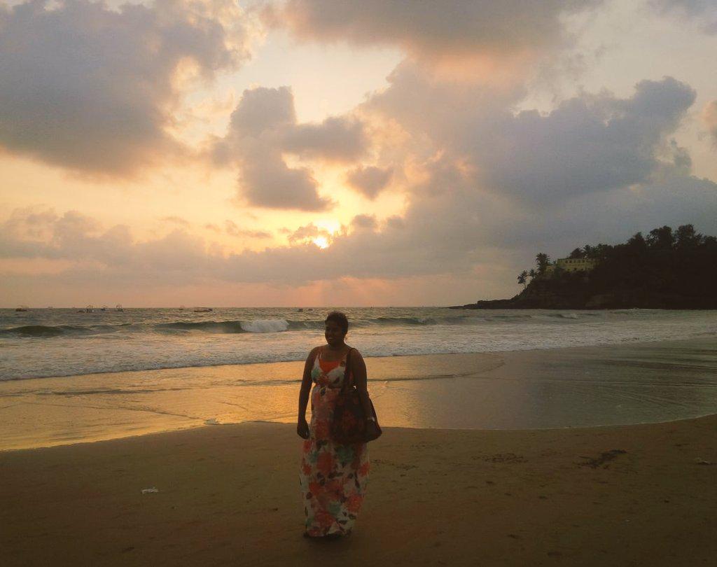 Miss__Bose's tweet photo. Jesus is my saviour... Not my religion! #BeautifulSunset #CalmBeach #Goa #GodsCreations http://t.co/0uW9SKUA14