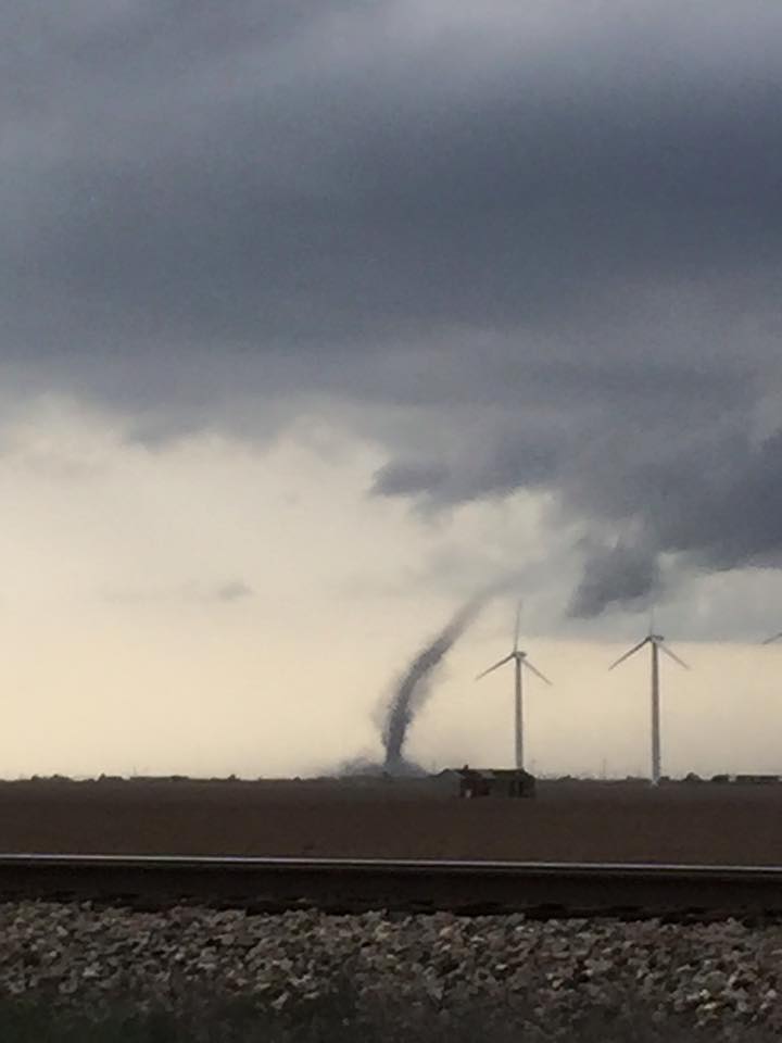Steele35's tweet photo. @alexjsteele  are your turbines tornado rated?  http://t.co/Z1ld89p74a