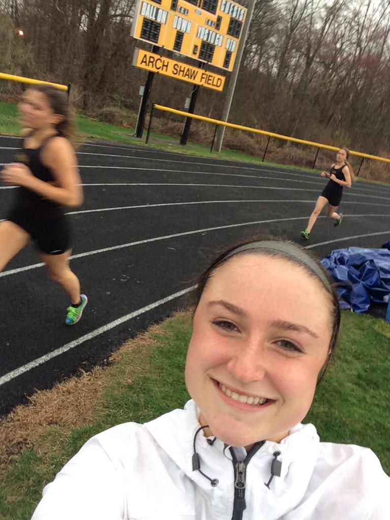 distanceprobzc's tweet photo. When you dont have to do the 2 mile http://t.co/SZ7n4K1G9t