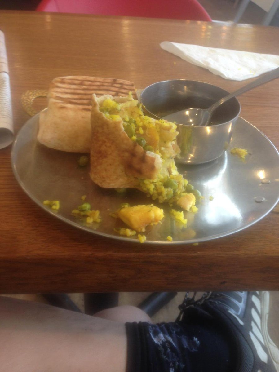 happy_low's tweet photo. Butter wrap chicken at Remedy. Is it healthy? Yes or No. http://t.co/dHHlxCDTH5