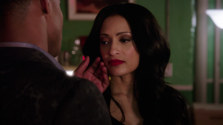 BET's tweet image. Something's brewing between these two! 

Things heat up during the finale of #CentricSingleLadies: TONIGHT @ 10p/9c.