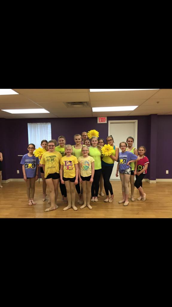 Celebrations04's tweet photo. CDC wore yellow for Valory! Best of luck to you and keep fighting! #DanceForValory #imadanceragainstcancer http://t.co/I4ZxvL9QN5