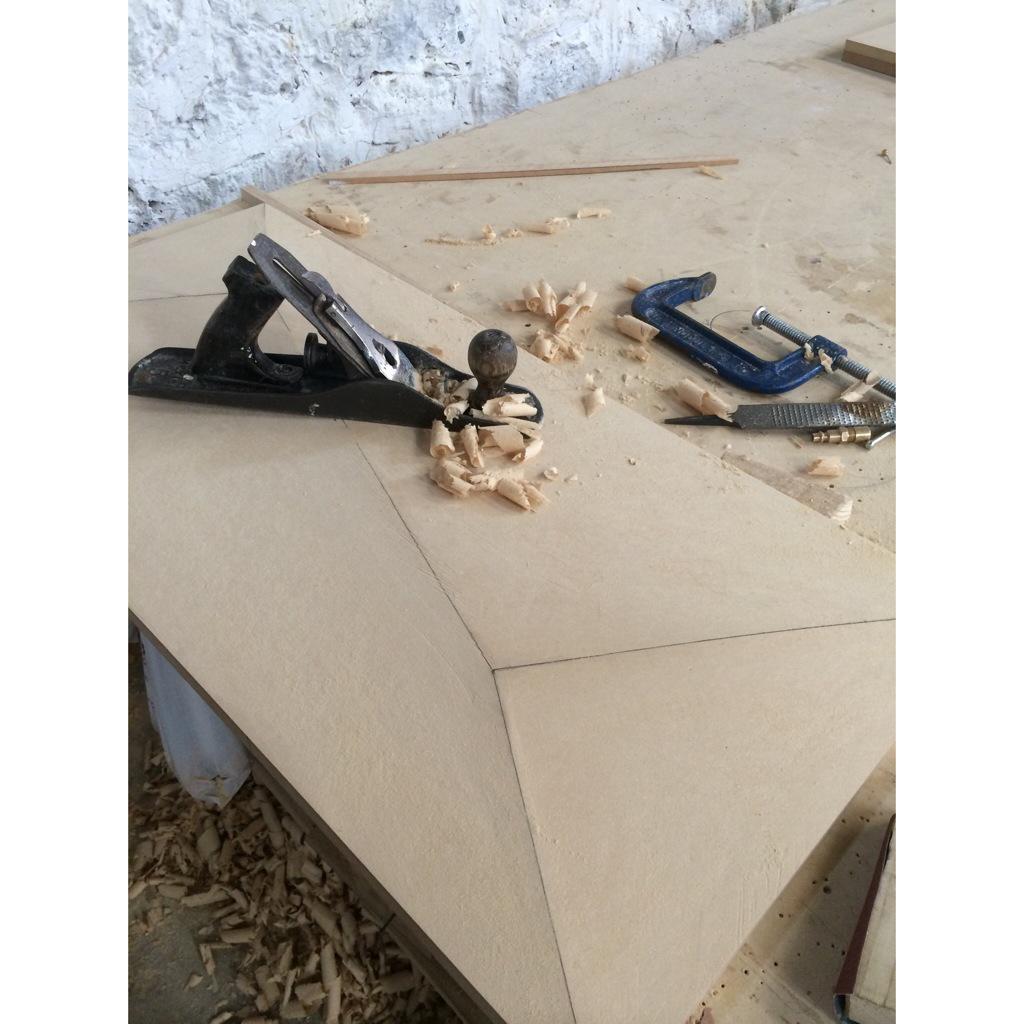 GretaRc's tweet photo. Puertas en proceso parte 1• 🔩|| #jacobsinteriorismo #industrialdesign #interiordesign #mobilier #wooddesign http://t.co/yywyH4dXA9