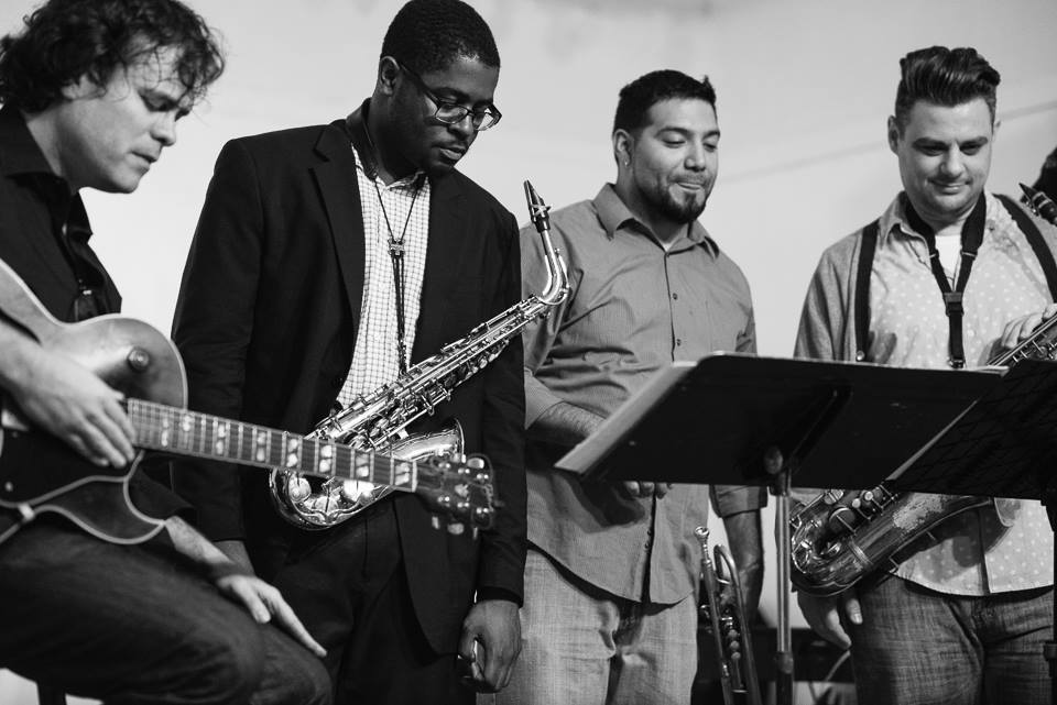 FStCollective's tweet photo. We've got live jazz and art tonight at FSC starting at 9! Check out this shot from last week's show. See you tonight! http://t.co/SXERNdRiWp